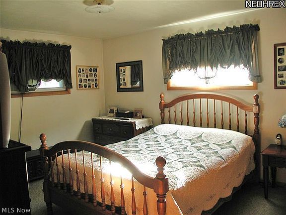 5th image of 7252 Kensington Rd NE