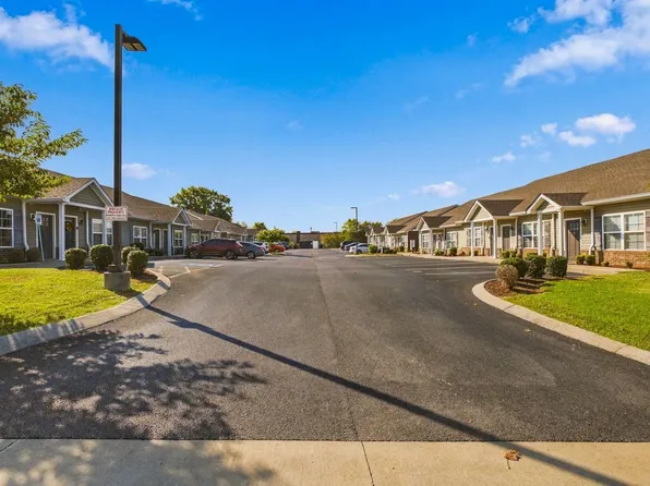 1201 S Water - Kendra Place Apartments, 1201 S Water Ave APT A5, Gallatin, TN 37066