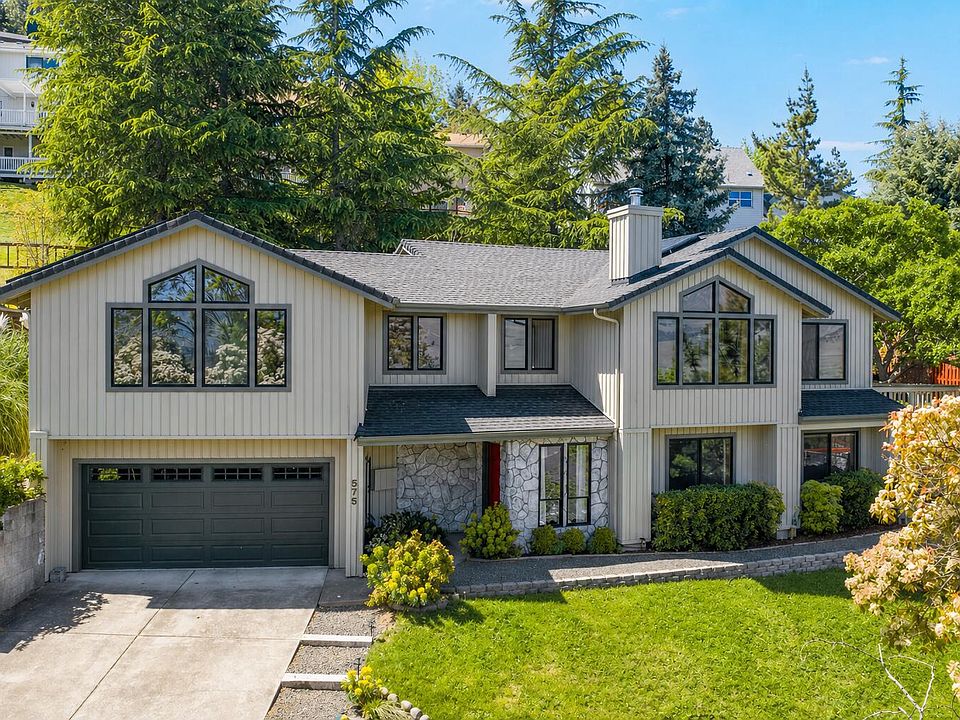 1st image of 575 Dogwood Way