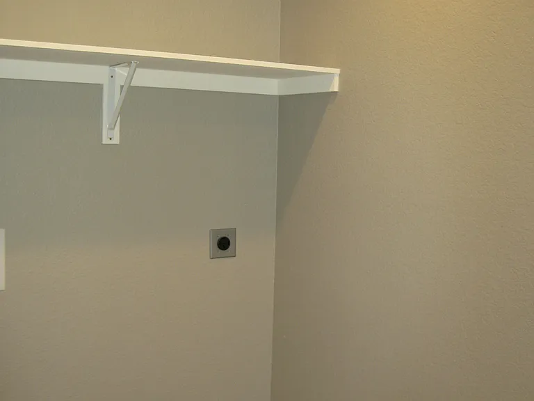 2498 Amaryl Dr — Photo 18