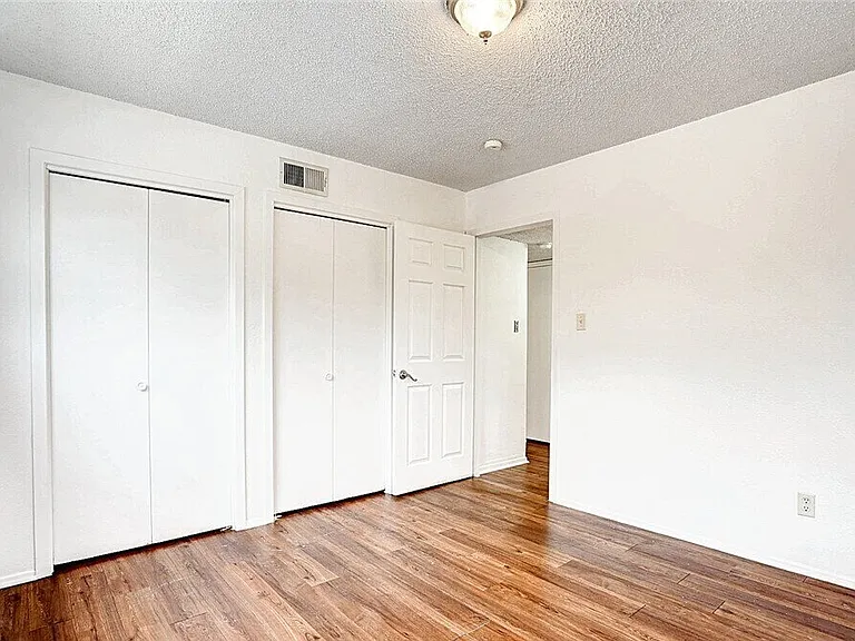 728 Martindale Rd — Photo 12