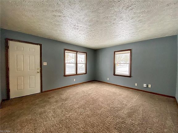 3rd image of 1378 Orlando Ave