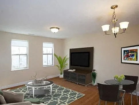 Burnham Apartment Homes — Photo 4
