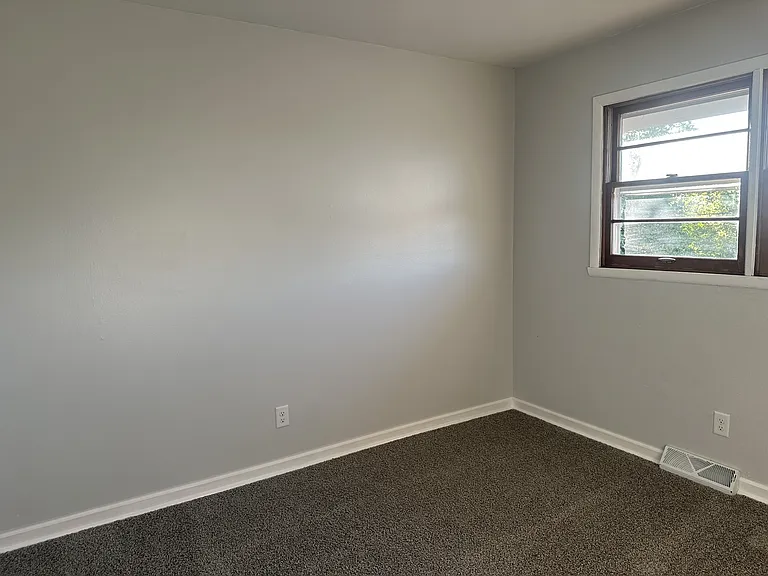 3221 Holiday Dr #5 — Photo 10