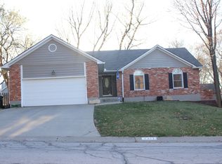 2417 NW Almond Dr, Blue Springs, MO 64014
