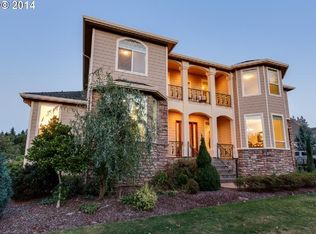 18296 S Scotts Ln, Oregon City, OR 97045