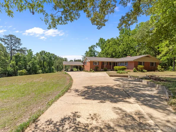 5220 Pineview Rd, Elmore, AL 36025