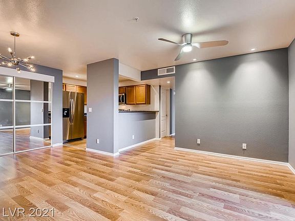 4th image of 7620 Secret Shore Dr Unit 207