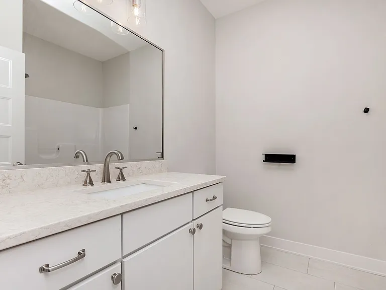 5901 NE Sherman Dr — Photo 17