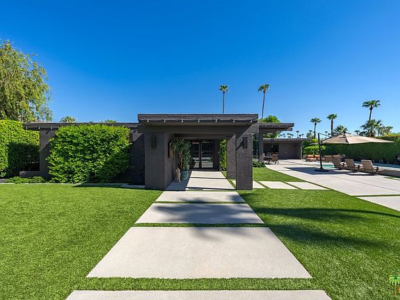 2nd image of 1270 E Sierra Way