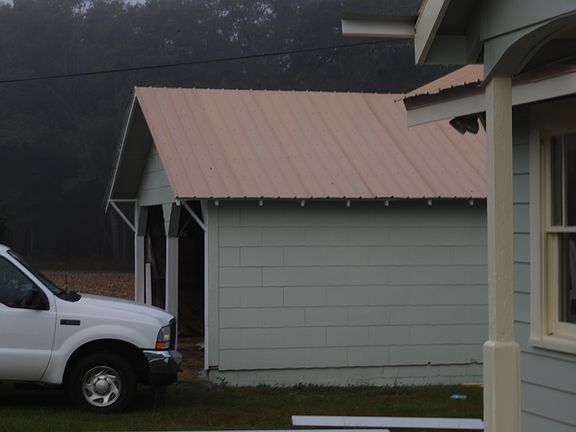 2 Car Garage on West side