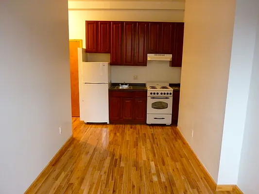 Rented by Steven Apuzzi LLC | media 35