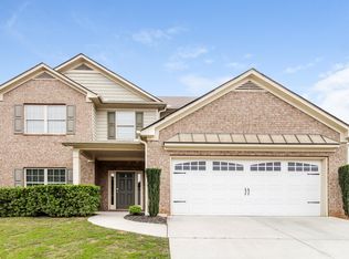 909 Walking Stick Trl, Auburn, GA 30011