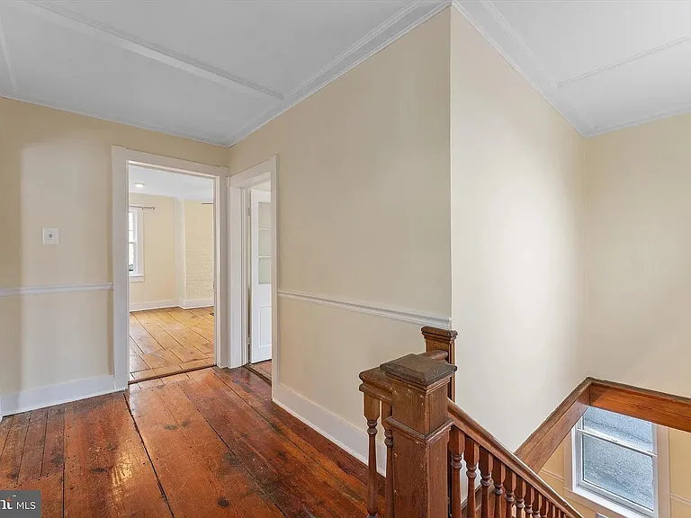 320 S Cameron St #1 — Photo 9