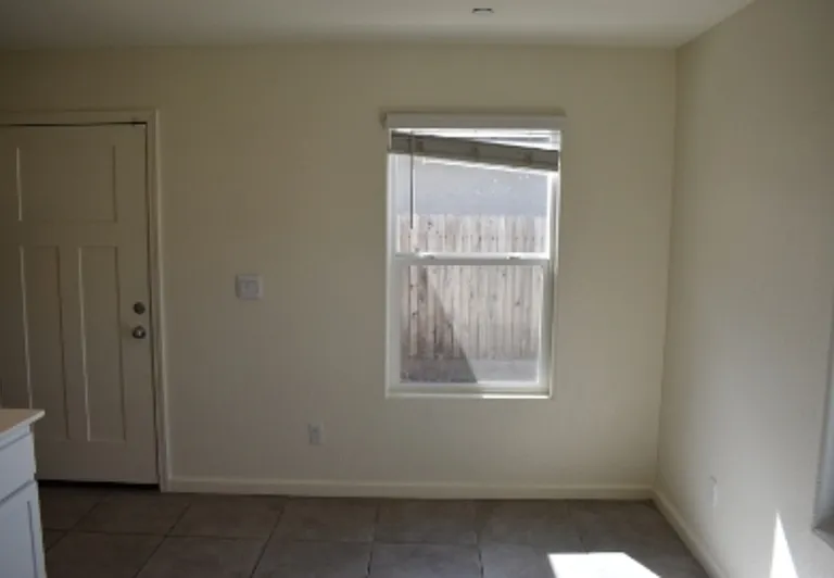 624 Suzanne Dr #2 — Photo 8
