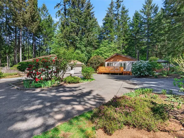 1764 Anderton Rd, Comox, BC V9M 2J1