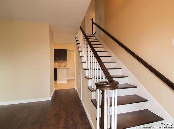 5th image of 5051 Wycliff Dr