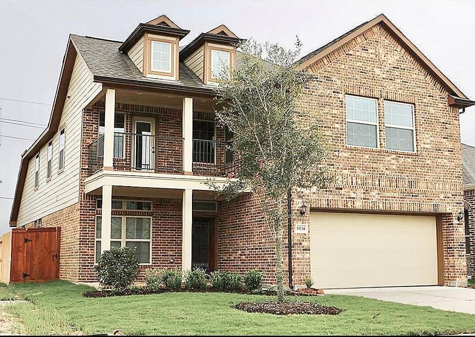 1st image of 19234 N Cottonwood Green Ln