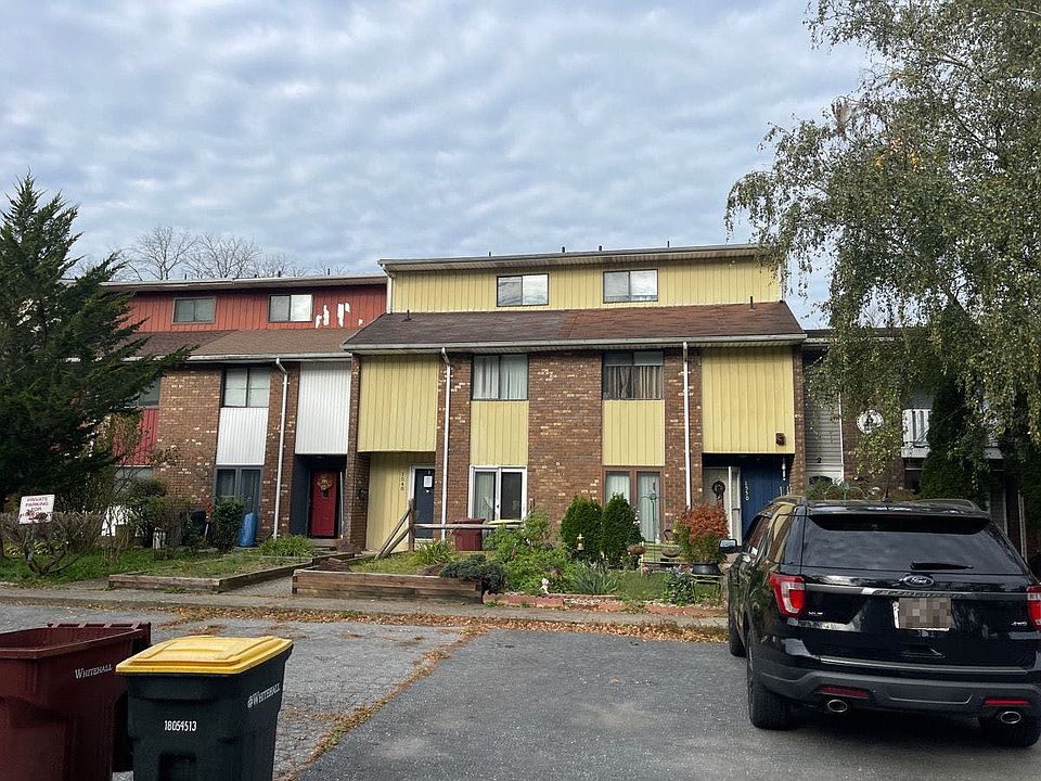 1548 Creekside Rd, Whitehall, PA 18052 Zillow