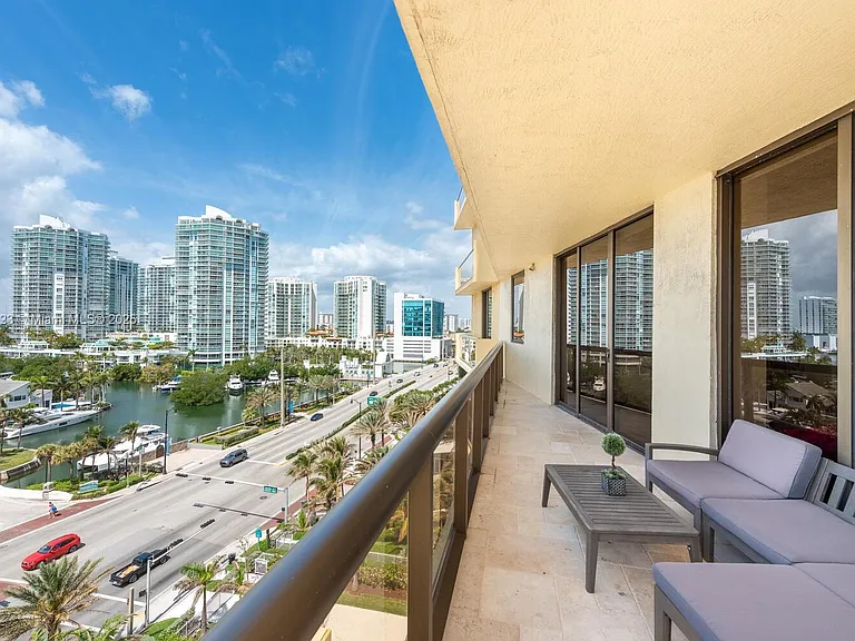 16275 Collins Ave #804 — Photo 4