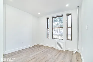 Rented by REAL New York