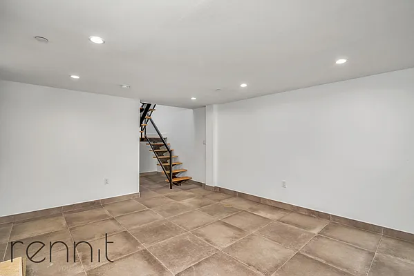 Rented by Rennit Inc. | media 6