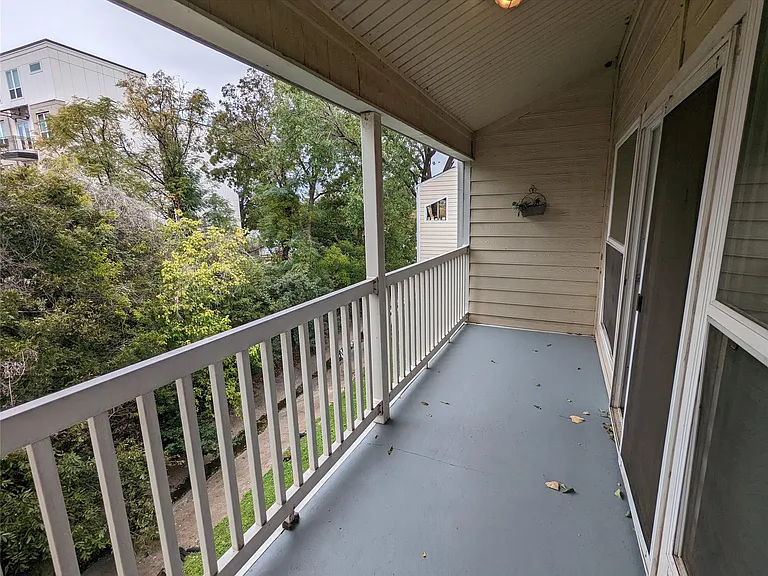 1818 S Lakeshore Blvd #36 — Photo 21