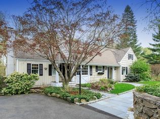 43 Twin Ridge Rd, Ridgefield, CT 06877