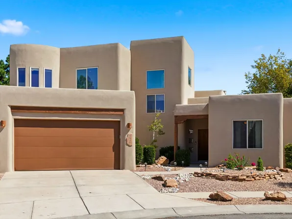 8927 Helmick Pl NE, Albuquerque, NM 87122