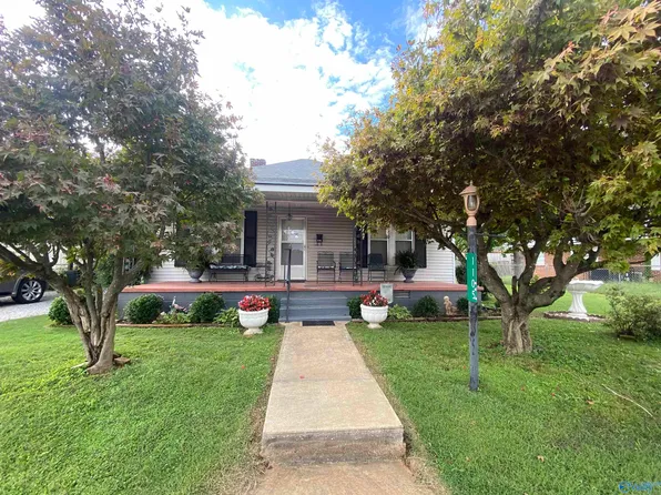1105 N Jefferson St, Athens, AL 35611