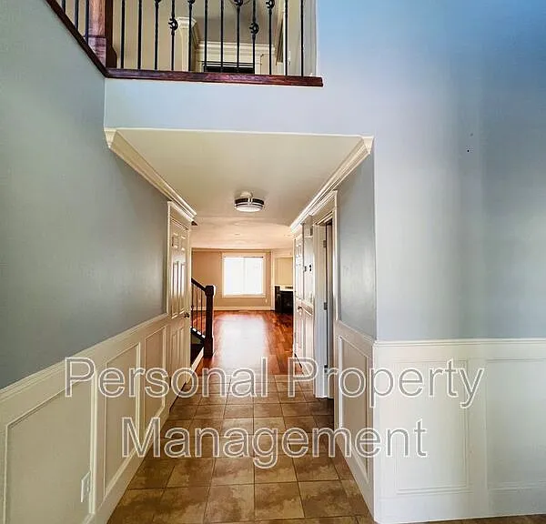 12607 NE 27th Way — Photo 2