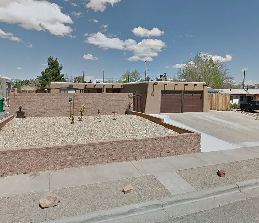 1st image of 5719 Fairfax Dr NW
