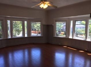 430 38th St #2, Oakland, CA 94609