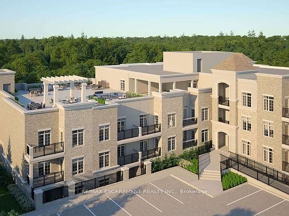 2nd image of 153 Wilson St W #302