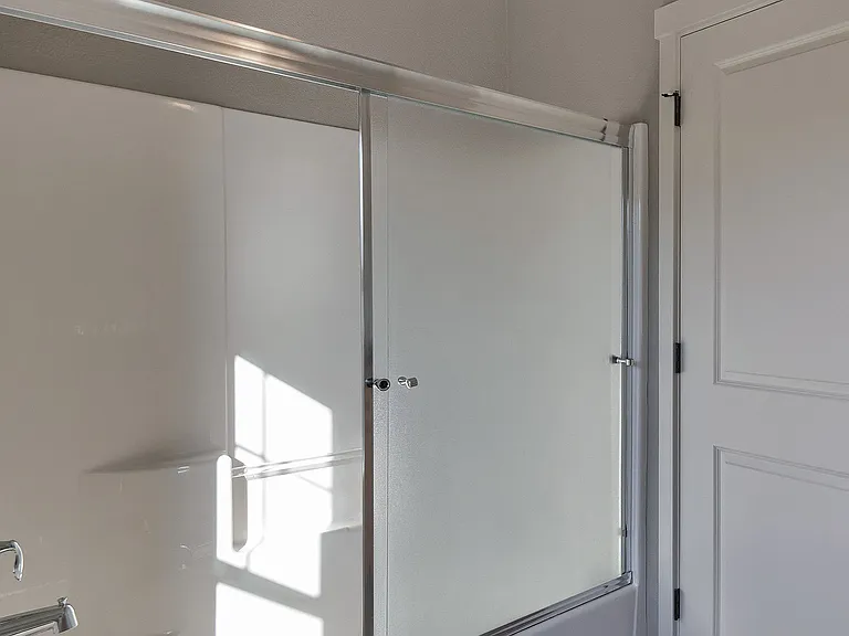 780 NE Adwick Dr — Photo 21