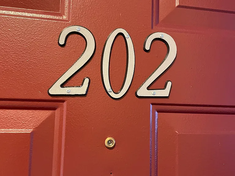 The Victorian — Photo 11