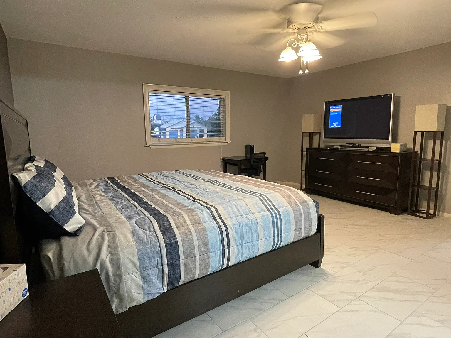 4 bed, 1689 sqft, $4,400 — Photo 1