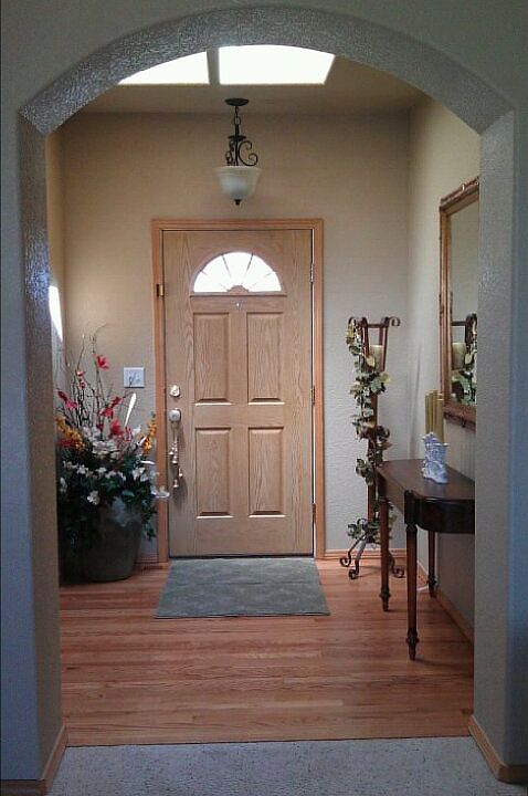 1st image of 9755 Kings Canyon Dr