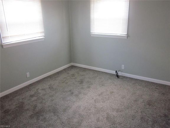 5th image of 1315 W 35th St