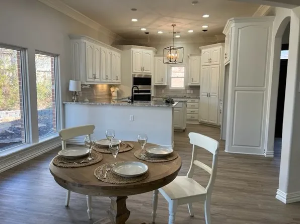 4311 Portales Ct, Arlington, TX 76016