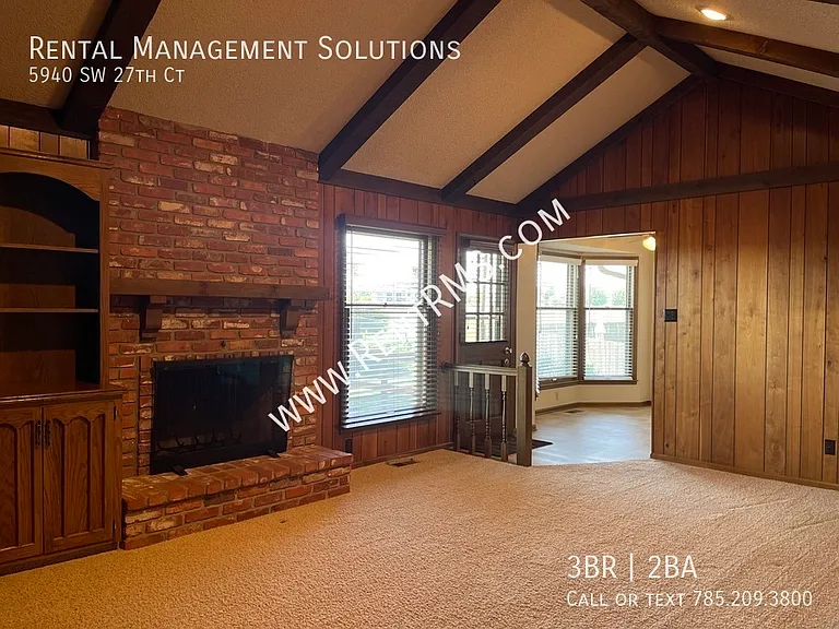 5940 SW 27th Ct — Photo 11