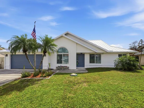 2812 SE Pace Drive, Port St Lucie, FL 34984