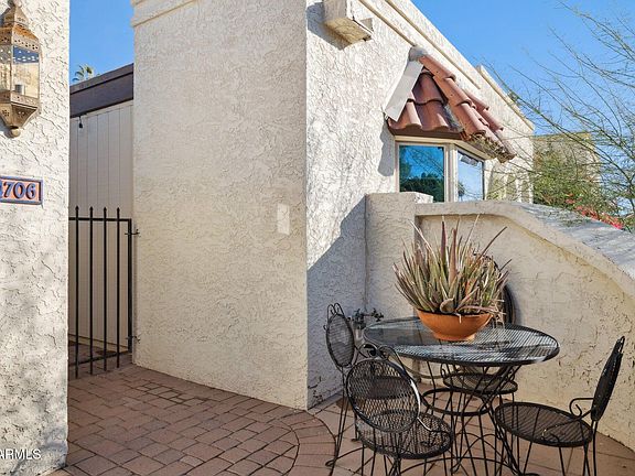 3rd image of 4706 E WINSTON Drive