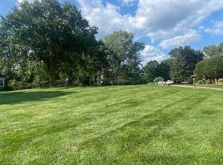 151 Haines Dr, Moorestown, NJ 08057