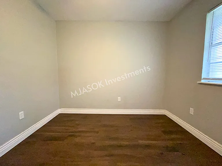 2709 NW Hilltop Dr — Photo 14