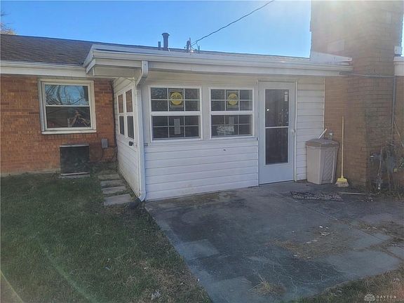 4th image of 1106 Salem Ln