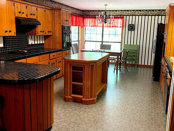 4th image of 3050 Laticana Dr