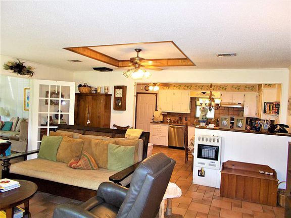 5th image of 632 County Road 3008