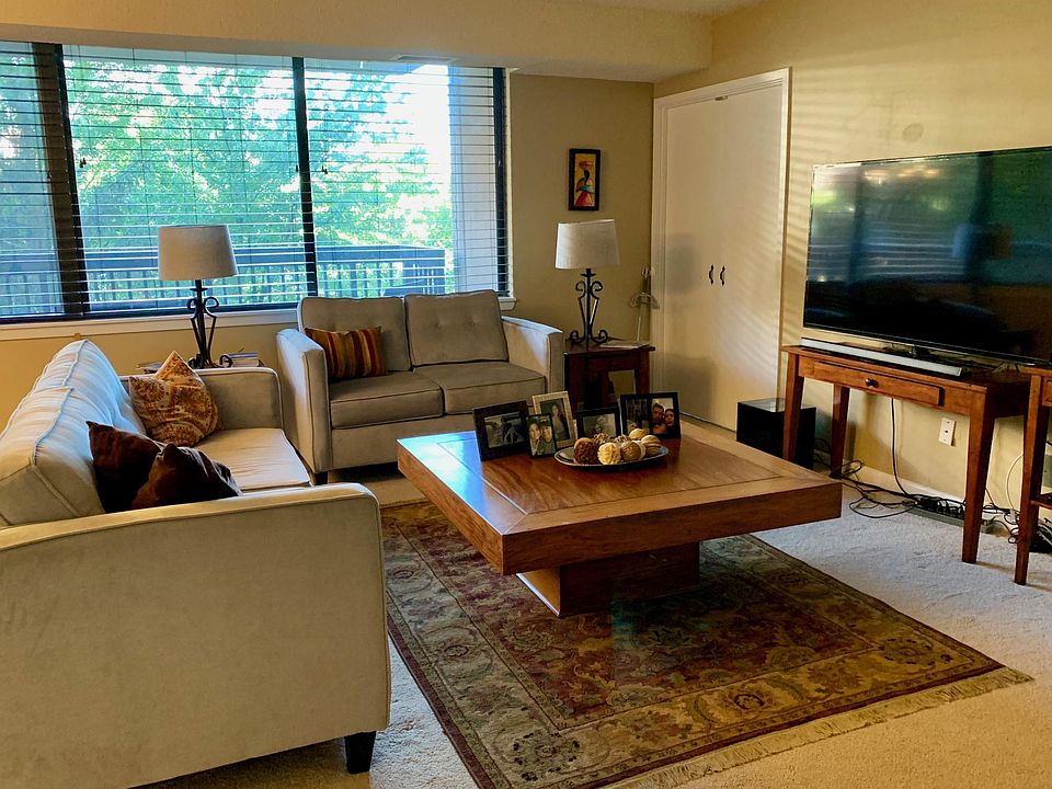 1st image of 3709 S George Mason Dr APT 204E