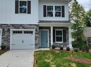 2032 Mandarin Blvd, Charlotte, NC 28205